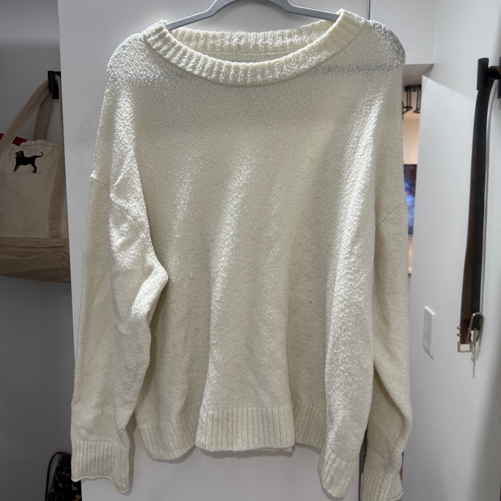 American Eagle white oversized sweater